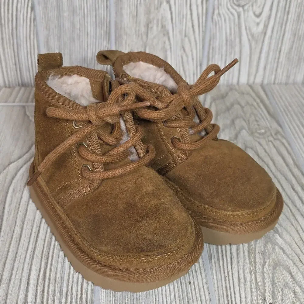 UGG Kids  Neumel II Chukka Chestnut Brown Boots Toddler Size 6